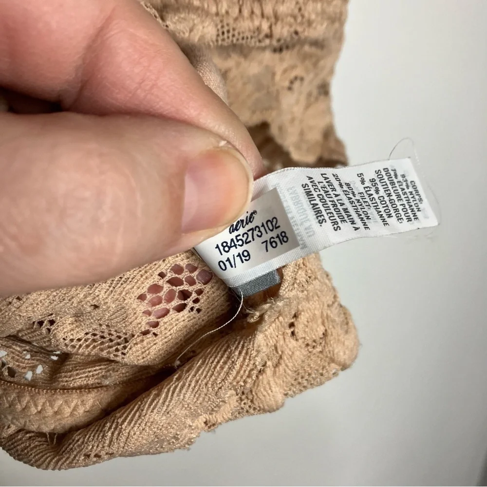 Aerie padded lace bralette size small - Picture 2 of 6